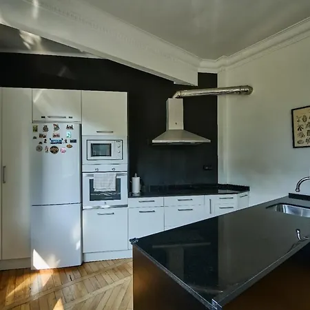 公寓 Spacious In The Hall Area